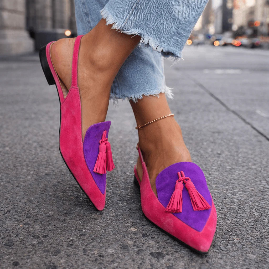 Laura | Everyday Comfort Pom Poms