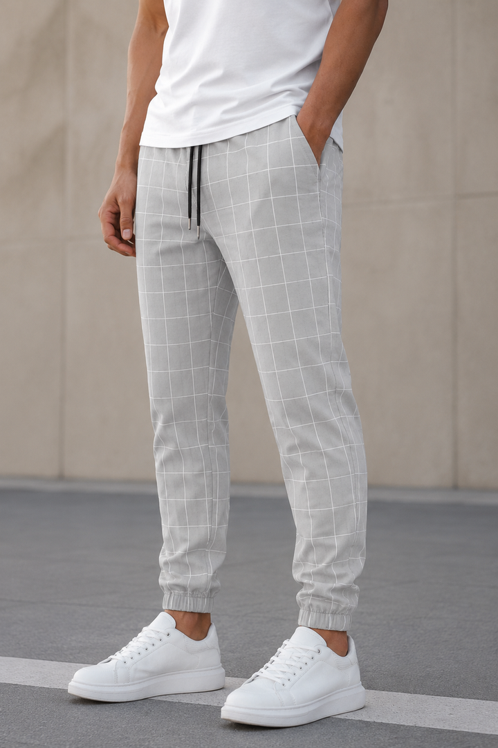 Maxim | Checkered Jogger Pants